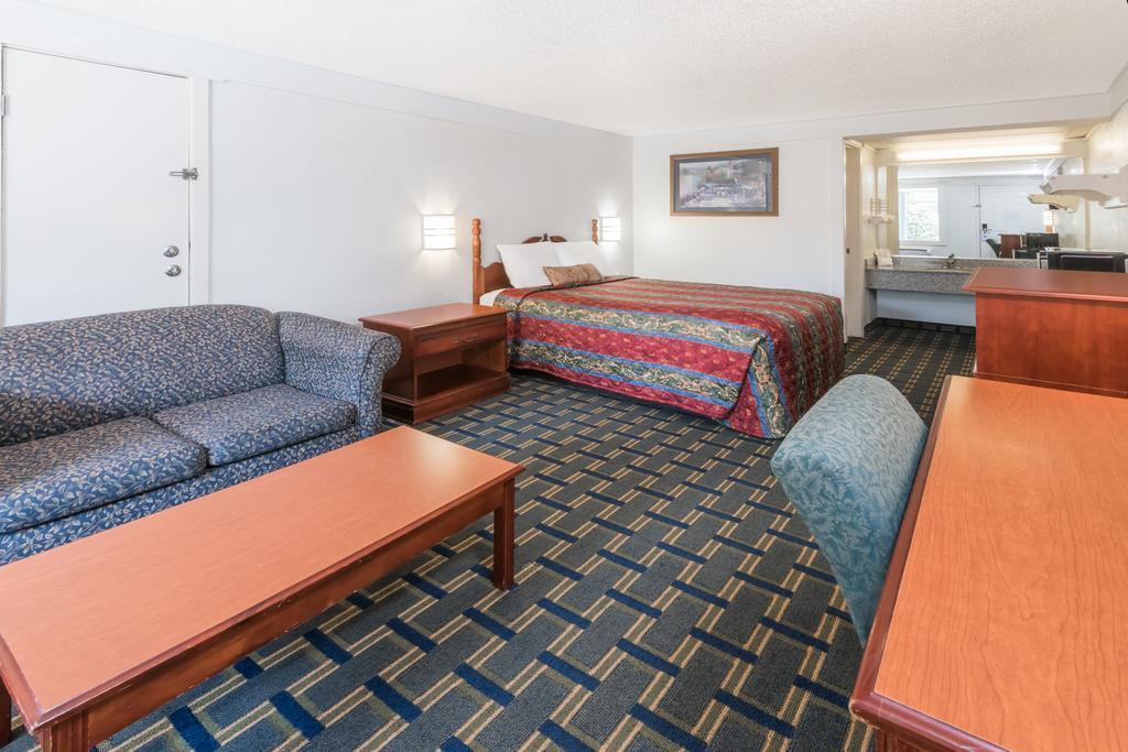 Rodeway Inn Hilliard/Columbus Exteriör bild